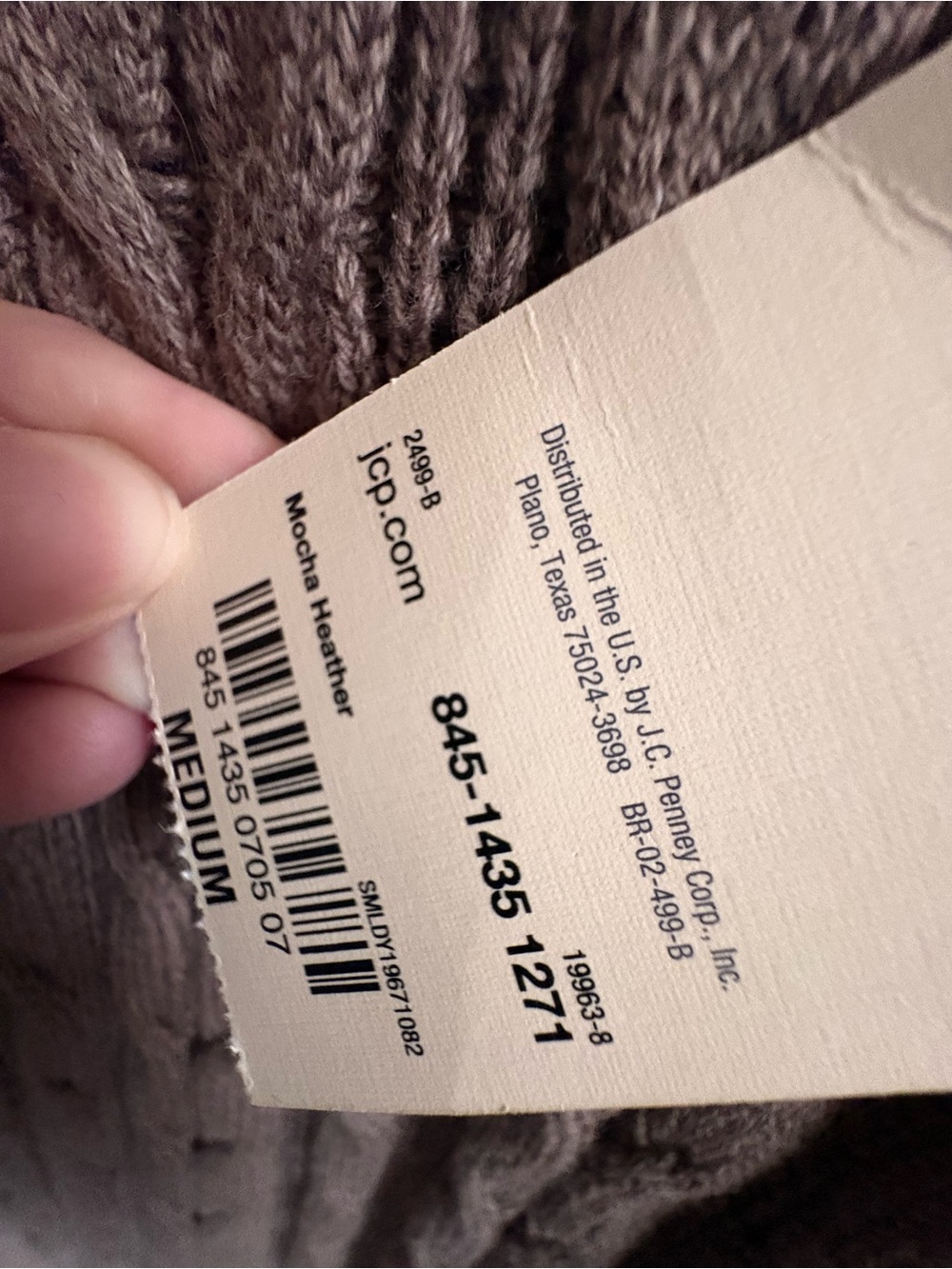 St. John’s Bay Taupe Cable Knit Sweater | V-Neck Cozy Classic | Size Medium - Picture 6 of 6